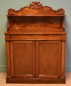 Chiffonier