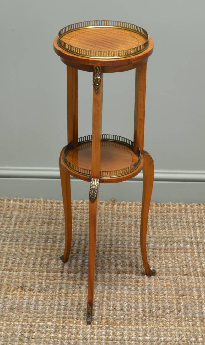 Spectacular Victorian Satinwood Lamp Table / Jardinière stand