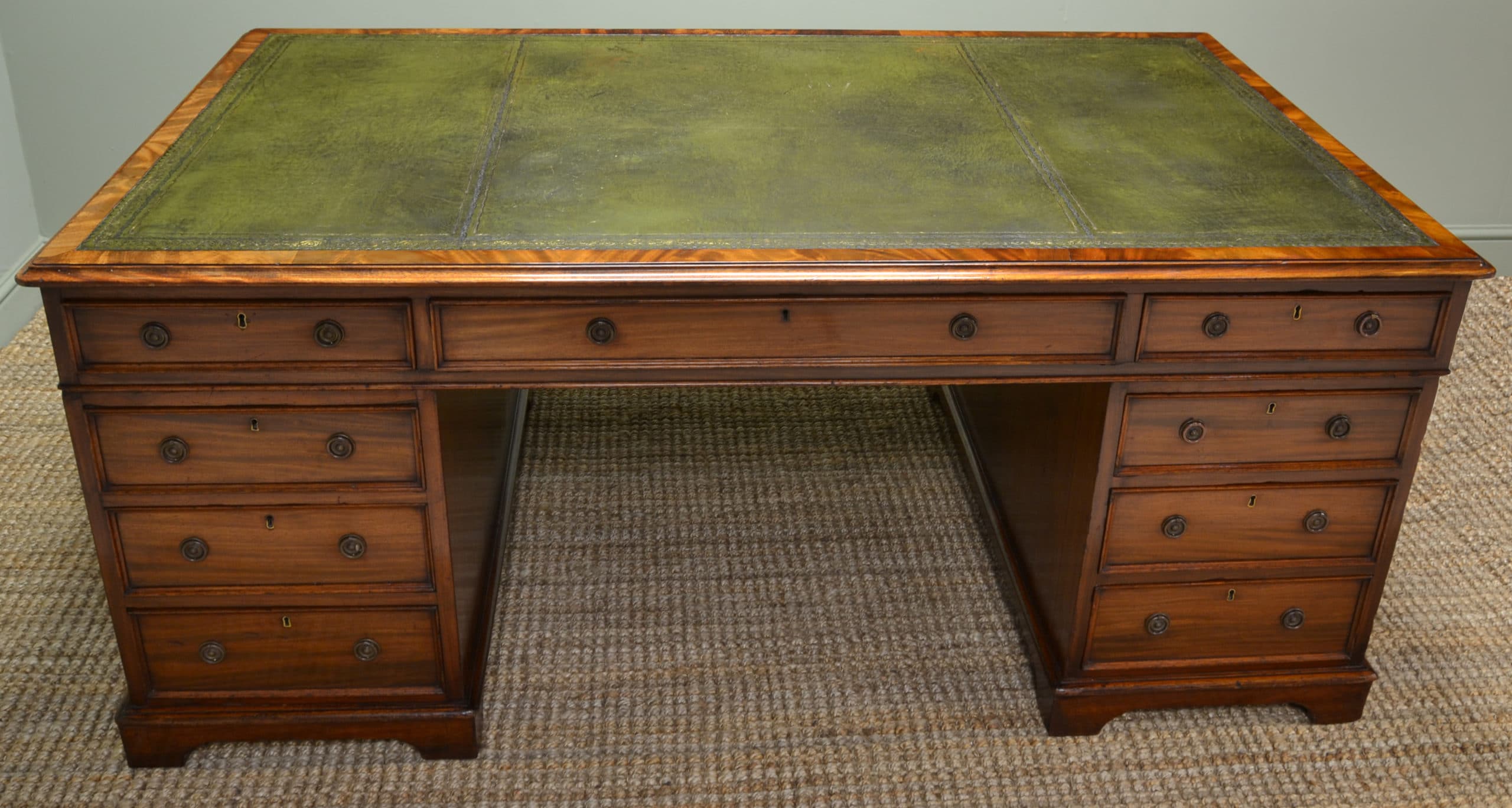 Large Victorian Mahogany Antique True Partners Desk.