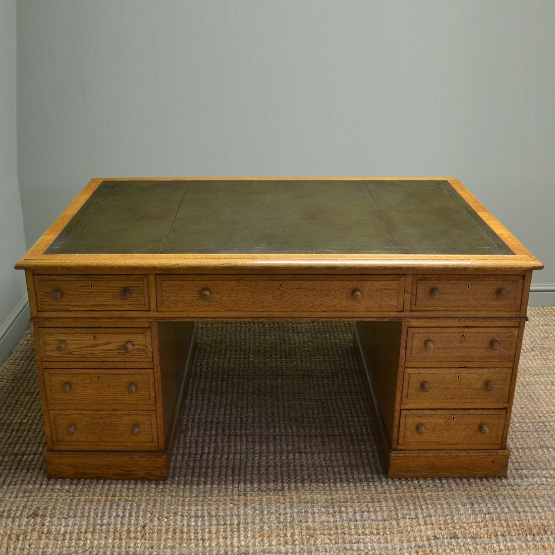 Spectacular Large Victorian Golden Oak True Antiques Partners Desk