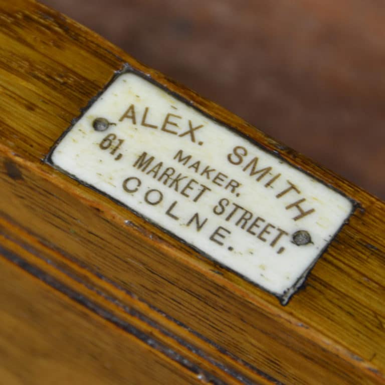 English Makers A to Z. Antiques World