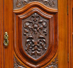 Common Carving Motifs in Antique Furniture and Their Meanings