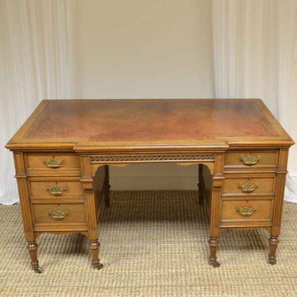 Mouseman Furniture Antiques World