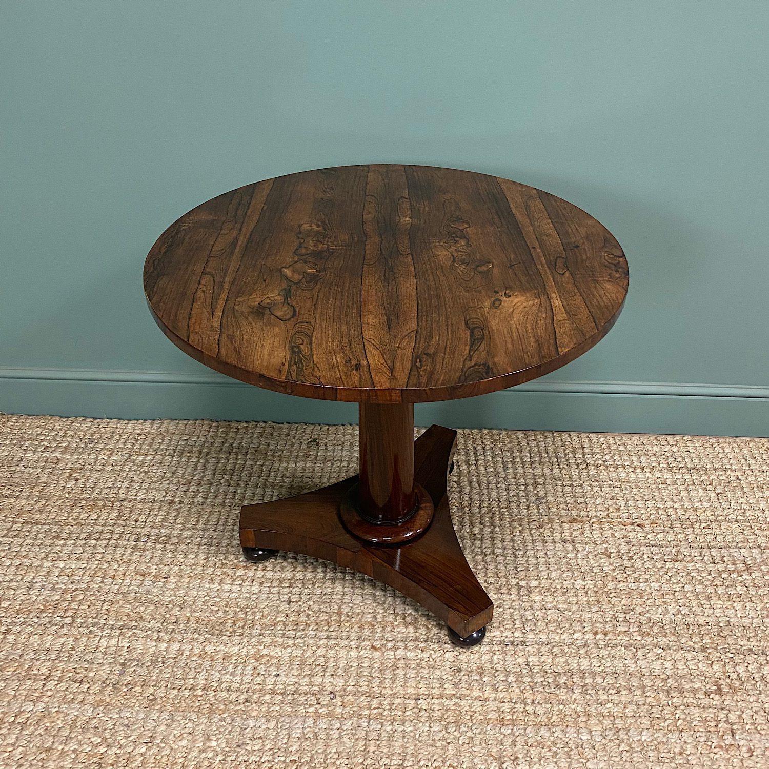 Spectacular Victorian Rosewood Antique Circular Centre Table