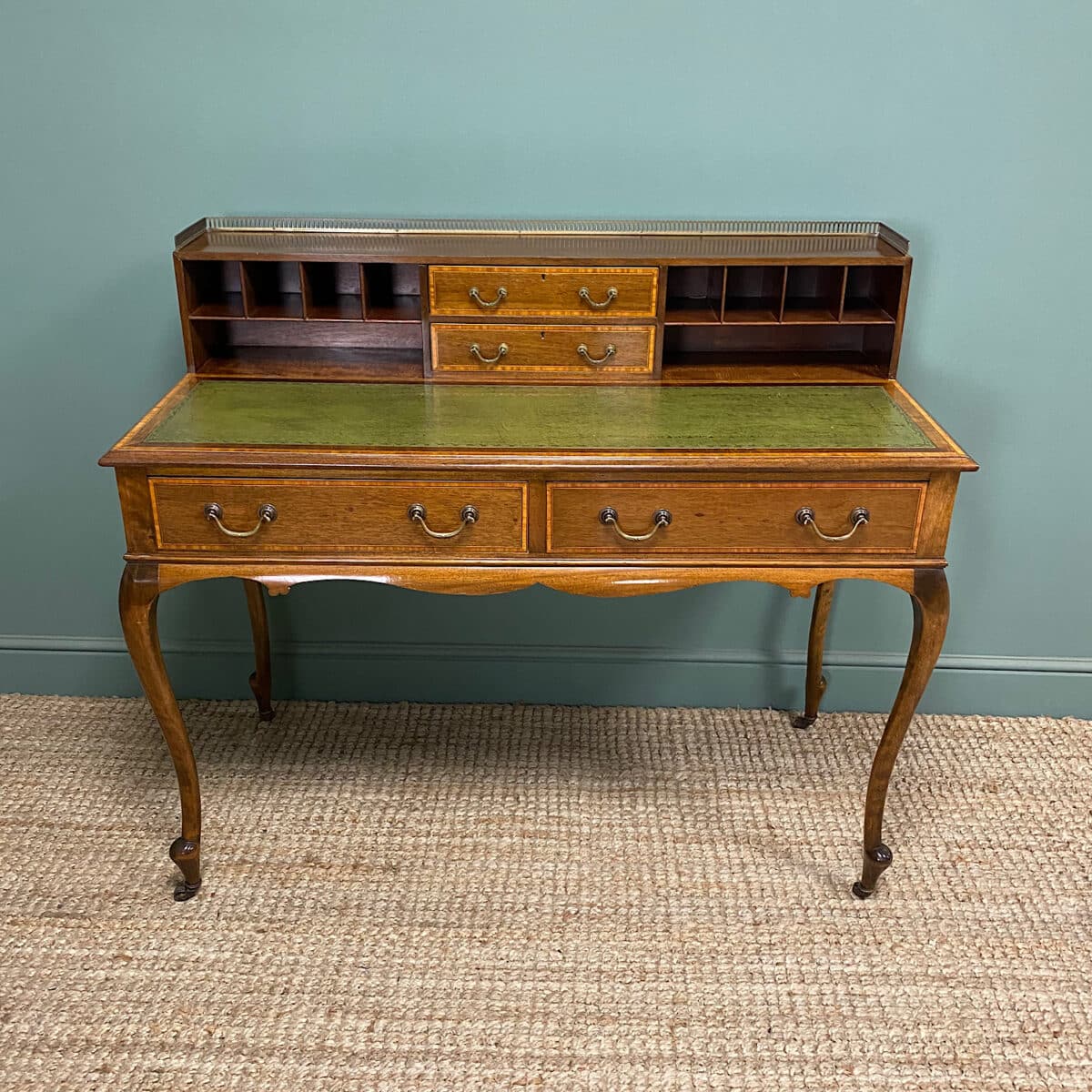 Antique Desks For Sale - Antiques World