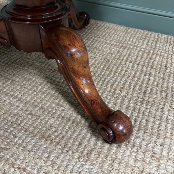 Beautifully Figured Mahogany Circular Antique Dining Table