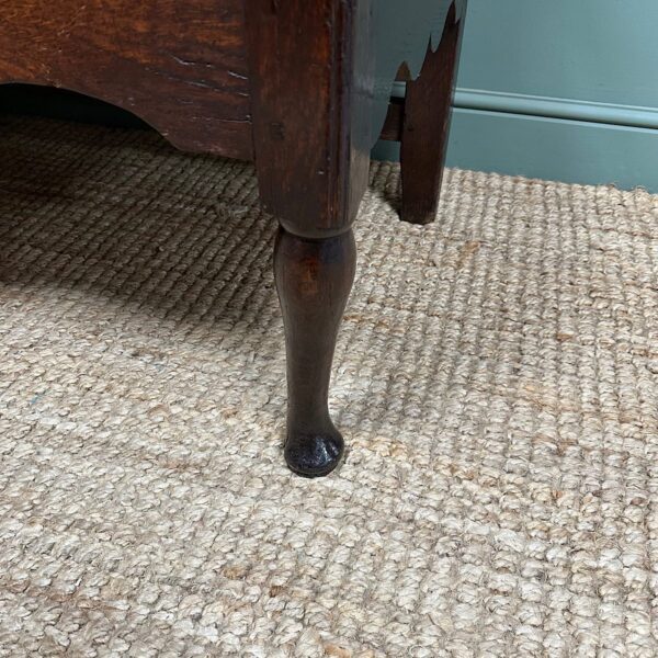 Period Georgian Oak Antique Settle / Bench