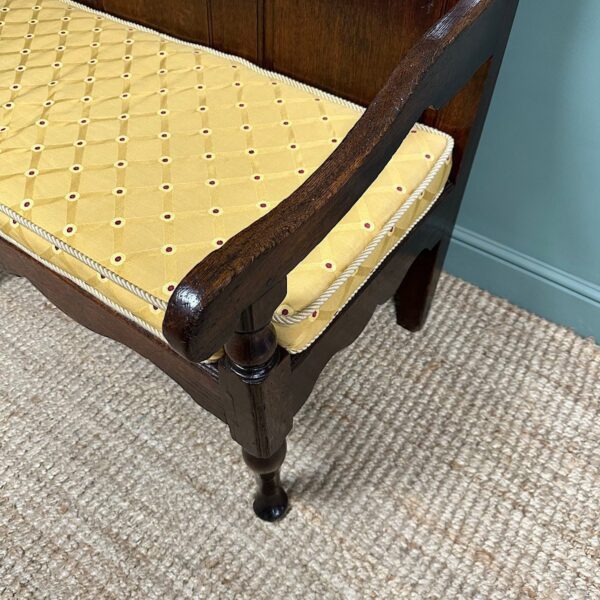 Period Georgian Oak Antique Settle / Bench