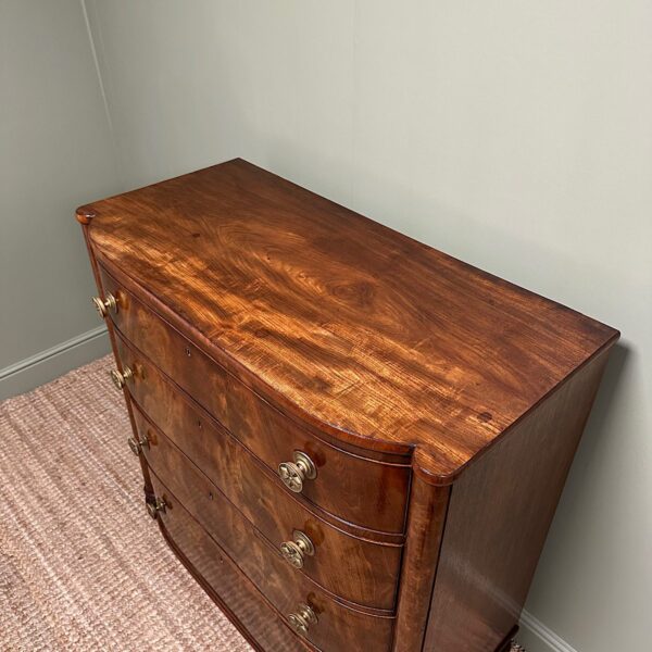 Outstanding Regency Mahogany Antique Bow Fronted Chest of Drawers